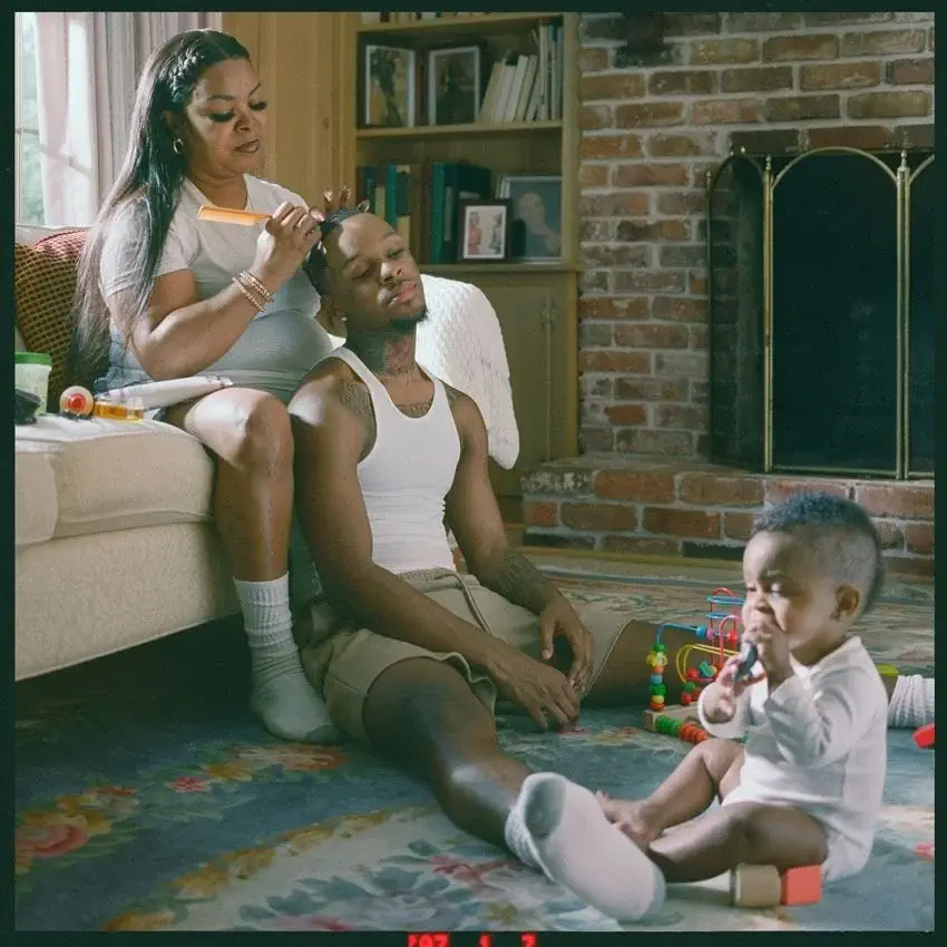 Album cover — NAUJOUR
